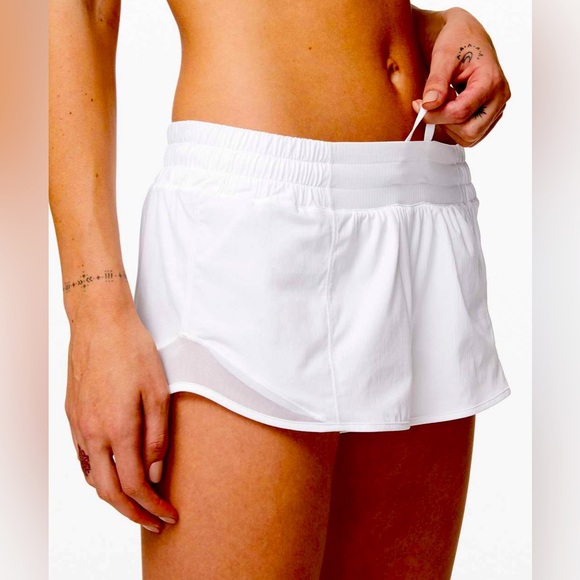 lululemon athletica Pants - Lululemon Hotty Hot Short Size 10